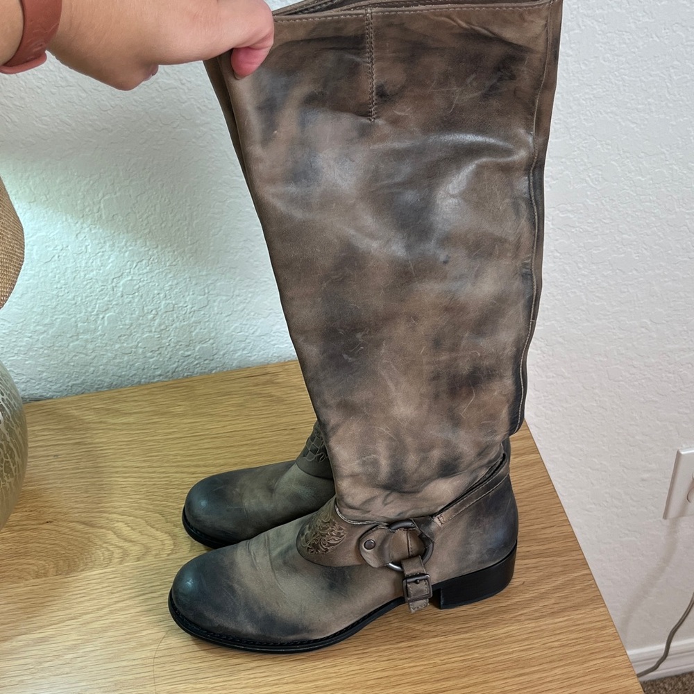 Vince Camuto Shaylee Leather Boots